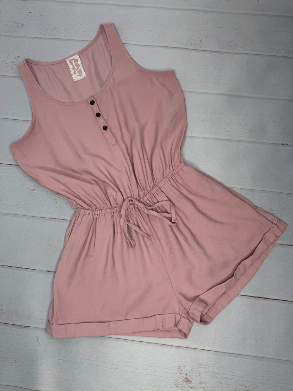 Sadie & Sage Blush Pink Sleeveless Romper Drawstring Waist Size Large
